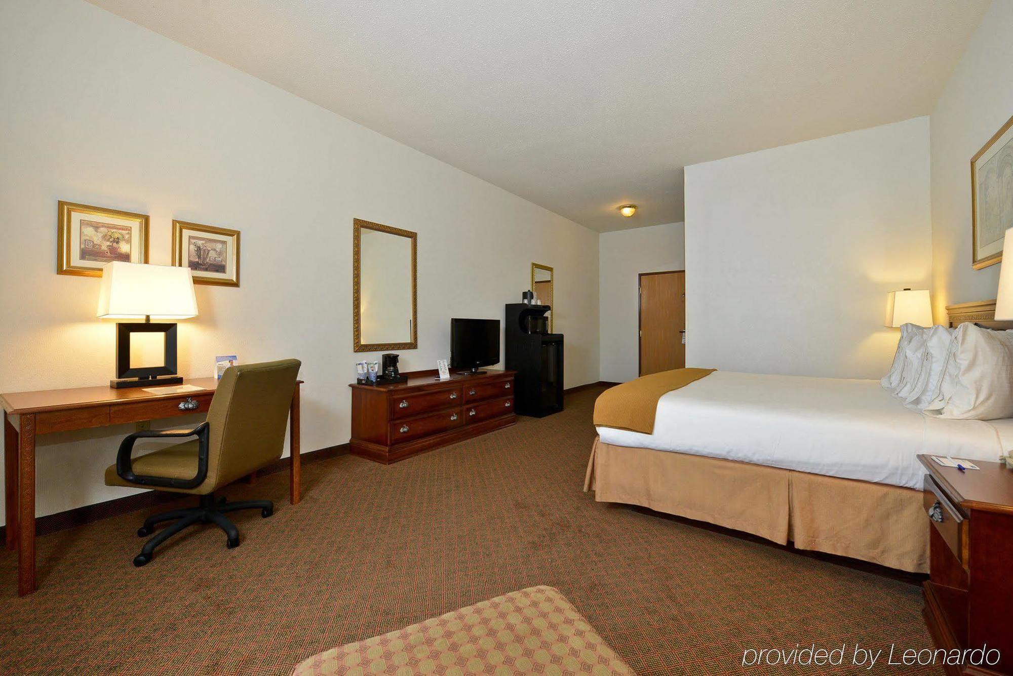 Holiday Inn Express Rochelle By Ihg Exteriör bild